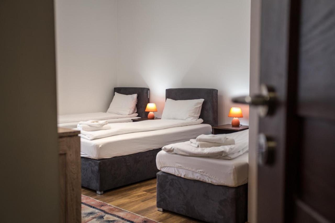 Fogra Travel Apartment クラクフ エクステリア 写真